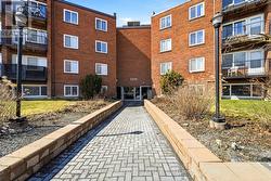 308B - 2041 ARROWSMITH DRIVE Ottawa, ON K1J 7V7