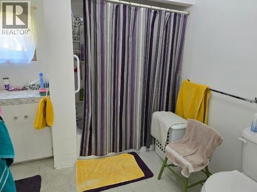 5287 Mcguffie Ave, Powell River, BC - Indoor