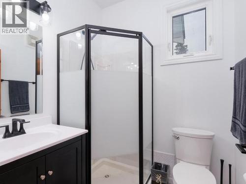 348 Dusty Trail, Whitehorse North, YT - Indoor Photo Showing Bathroom