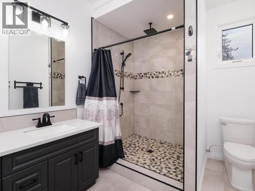 348 Dusty Trail, Whitehorse North, YT - Indoor Photo Showing Bathroom