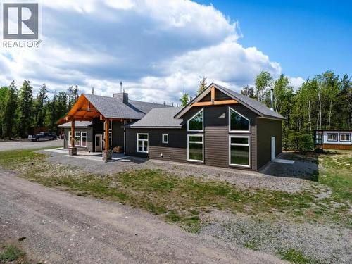 348 Dusty Trail, Whitehorse North, YT - Outdoor