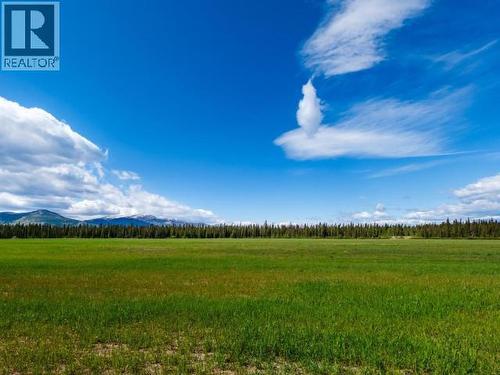 348 Dusty Trail, Whitehorse North, YT - Outdoor With View