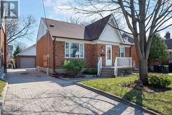 683 GLENGROVE AVENUE Toronto, ON M6B 2J2