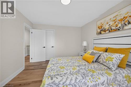 315 Morrison Drive, Caledonia, ON - Indoor Photo Showing Bedroom