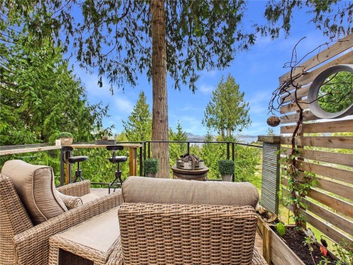 182 Devine Dr, Salt Spring, BC - Outdoor With Deck Patio Veranda