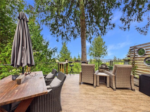 182 Devine Dr, Salt Spring, BC - Outdoor With Deck Patio Veranda
