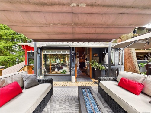 182 Devine Dr, Salt Spring, BC - Outdoor With Deck Patio Veranda