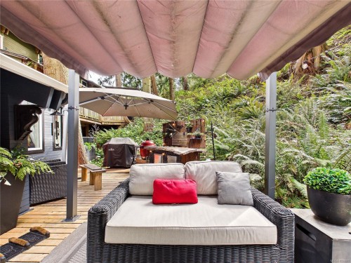 182 Devine Dr, Salt Spring, BC - Outdoor With Deck Patio Veranda