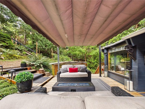 182 Devine Dr, Salt Spring, BC - Outdoor With Deck Patio Veranda With Exterior