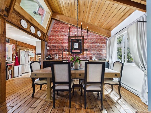 182 Devine Dr, Salt Spring, BC -  Photo Showing Dining Room