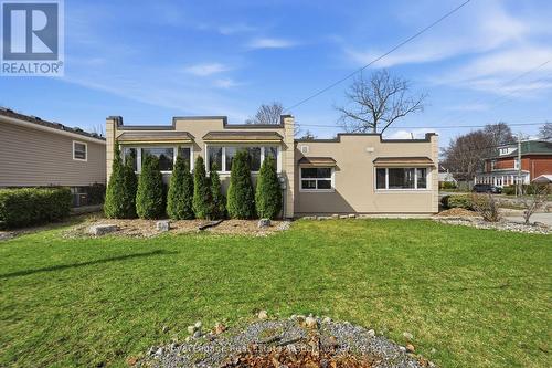 56 King Street, Halton Hills, ON - Outdoor