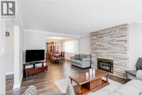 5 Albert Street E, Alliston, ON - Indoor Photo Showing Living Room With Fireplace