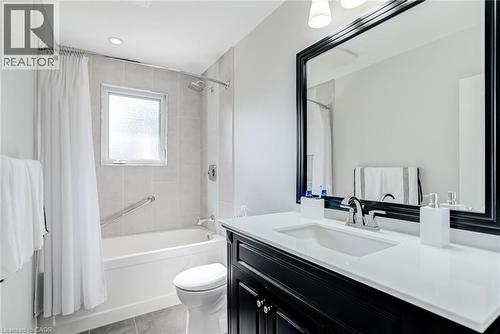5 Albert Street E, Alliston, ON - Indoor Photo Showing Bathroom