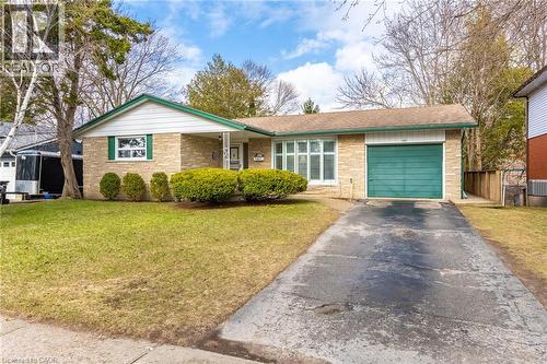 106 Shea Crescent, Kitchener, ON - Outdoor