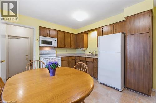 106 Shea Crescent, Kitchener, ON - Indoor Photo Showing Other Room