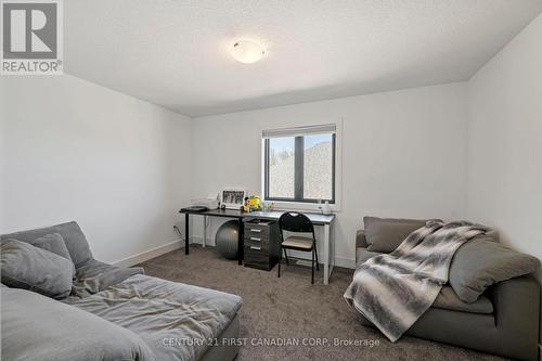 5 Hartland Circle, St. Thomas, ON - Indoor