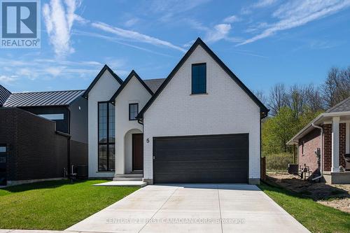 5 Hartland Circle, St. Thomas, ON - Outdoor