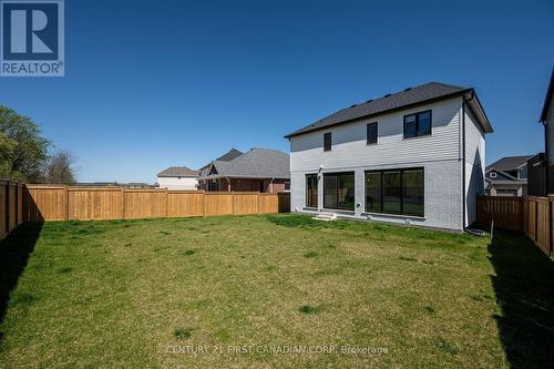 5 Hartland Circle, St. Thomas, ON - Outdoor