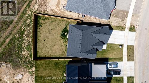 5 Hartland Circle, St. Thomas, ON - Outdoor