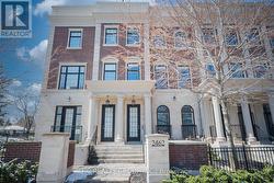 2462 BAYVIEW AVENUE Toronto, ON M2L 0A4