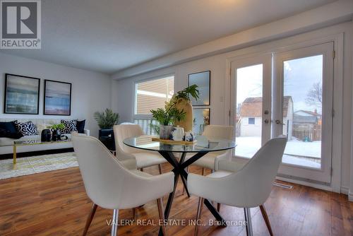 24 Lampman Lane, Barrie, ON - Indoor Photo Showing Kitchen With Stainless Steel Kitchen With Upgraded Kitchen