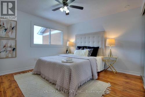 24 Lampman Lane, Barrie, ON - Indoor Photo Showing Bedroom