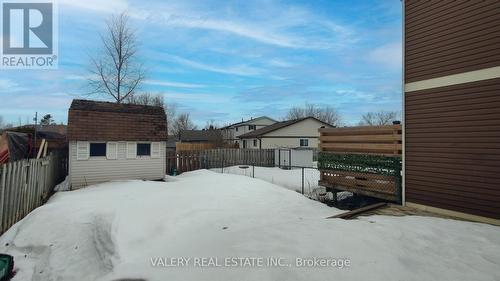 24 Lampman Lane, Barrie, ON - Outdoor
