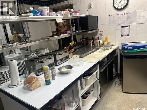 118 1St Avenue E, Leader, SK 