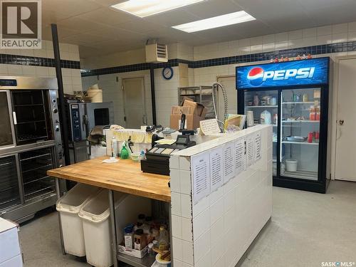 118 1St Avenue E, Leader, SK 