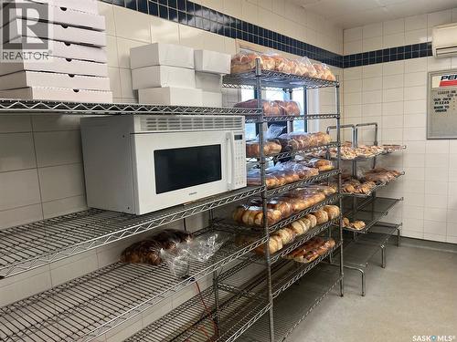 118 1St Avenue E, Leader, SK 