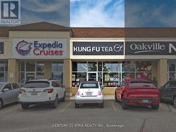 4 - 2460 NEYAGAWA BOULEVARD Oakville, ON L6H 7P4