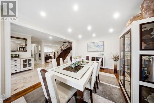 286 Winfield Terrace, Mississauga, ON - Indoor Photo Showing Dining Room