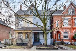 87 SPRINGHURST AVENUE Toronto, ON M6K 1B7