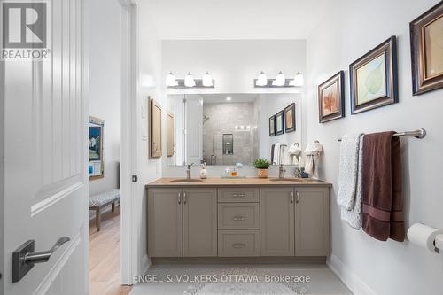 402 - 110 Cortile Private, Ottawa, ON - Indoor Photo Showing Bathroom