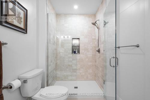 402 - 110 Cortile Private, Ottawa, ON - Indoor Photo Showing Bathroom