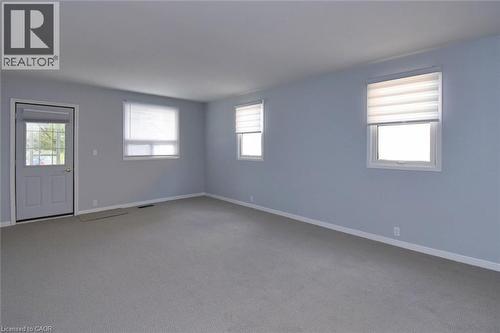 17 Craigroyston Road, Hamilton, ON - Indoor Photo Showing Other Room