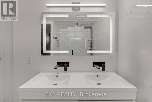 1111 - 50 East Liberty Street, Toronto, ON - Indoor Photo Showing Bathroom