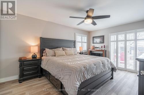 53 Third Road E, Hamilton, ON - Indoor Photo Showing Bedroom