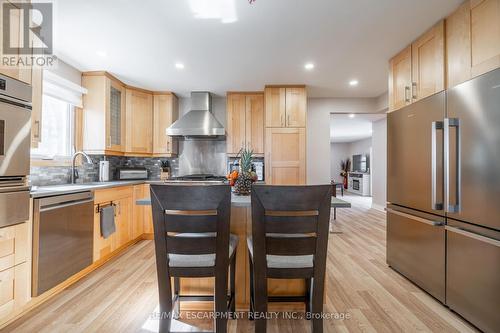 53 Third Road E, Hamilton, ON - Indoor Photo Showing Kitchen