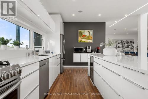 2670 County Road 8, Prince Edward County (North Marysburg Ward), ON - Indoor Photo Showing Kitchen