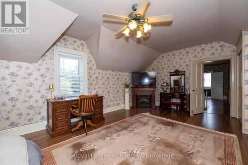 580283 Sideroad 60, Chatsworth, ON - Indoor With Fireplace