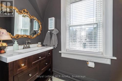 580283 Sideroad 60, Chatsworth, ON - Indoor