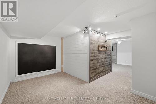 2 Harrington Crescent, St. Thomas, ON - Indoor Photo Showing Other Room