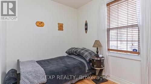 205 East Street, London East (East M), ON - Indoor Photo Showing Bedroom