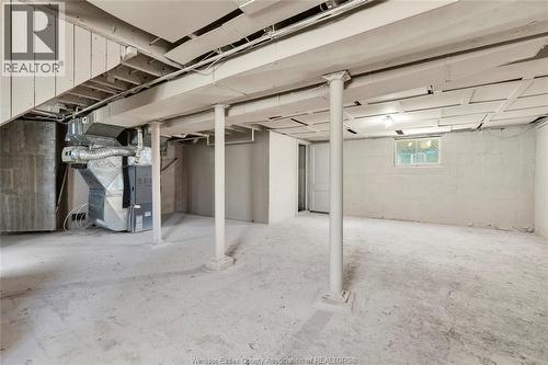 884 Moy, Windsor, ON - Indoor Photo Showing Basement