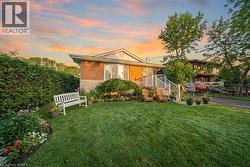 12 PARIS Road Brantford, ON N3R 1H7