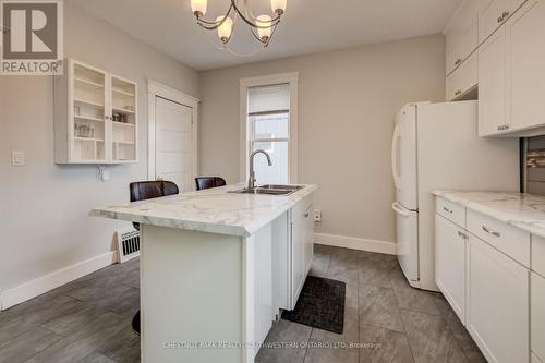25 John Street, Cambridge, ON - Indoor Photo Showing Kitchen With Double Sink