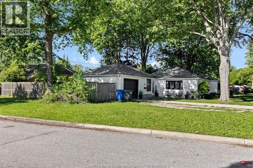 805 Roselawn, Windsor, ON 