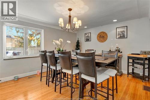 805 Roselawn, Windsor, ON - Indoor Photo Showing Dining Room