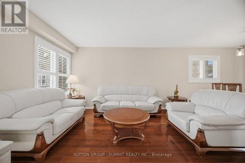 5387 Flatford Road, Mississauga, ON - Indoor Photo Showing Living Room